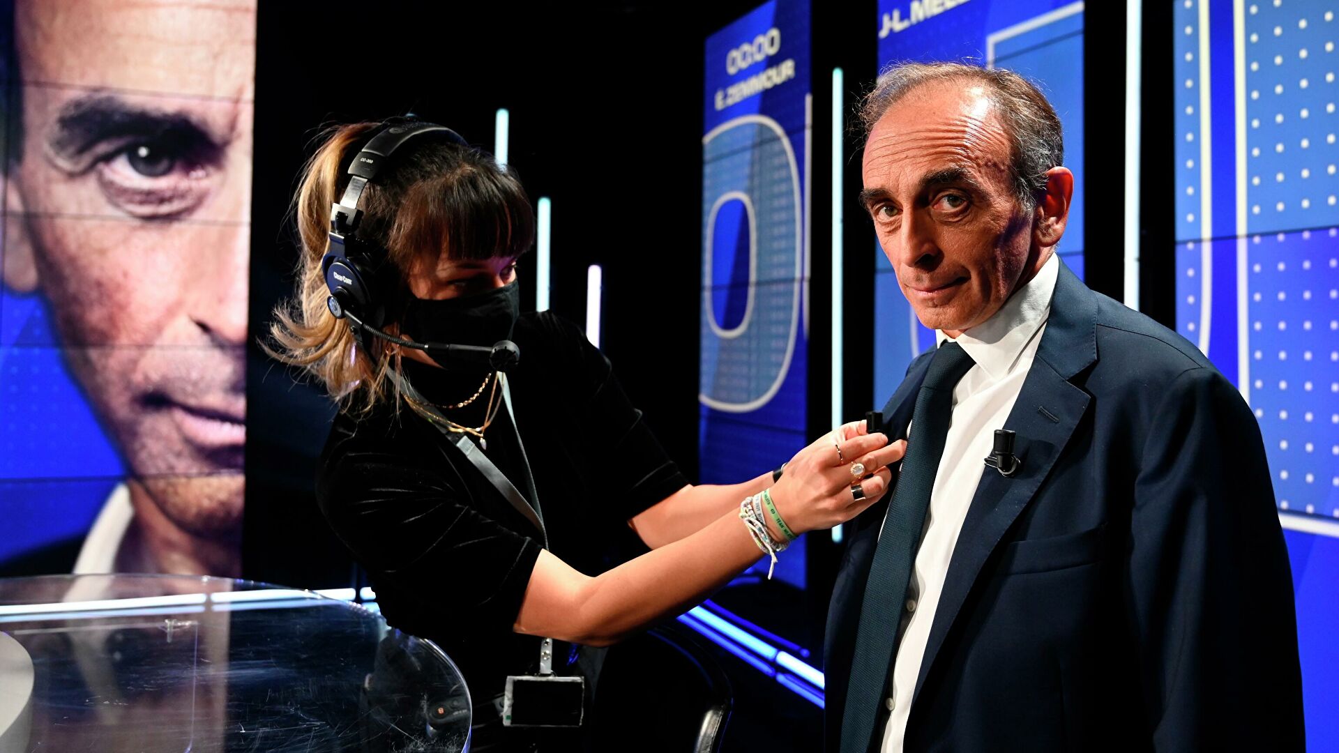 Возможный кандидат в президенты Франции Земмур выступил за отмену санкций против России Возможный кандидат в президенты Франции Земмур выступил за отмену санкций против России