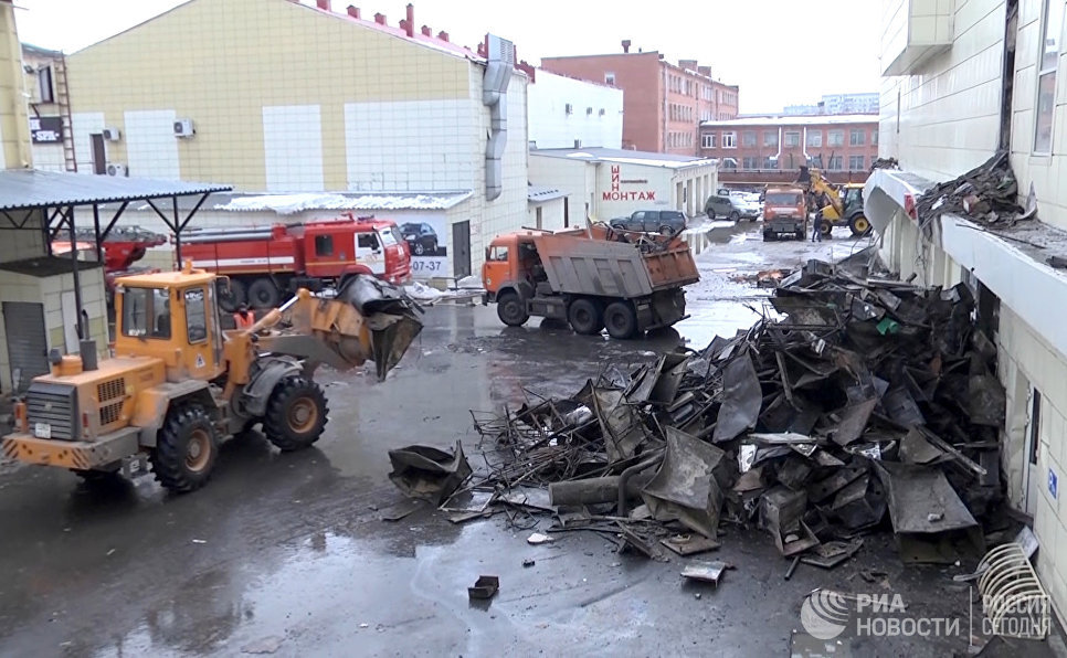 В России начался траур по жертвам пожара в Кемерово