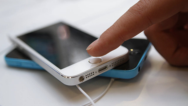 В сервисе "Яндекс.Деньги" смартфон назвали универсальным средством платежа