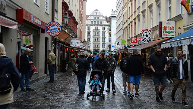 Опрос: большинство немцев выступают за политическое сближение с Россией