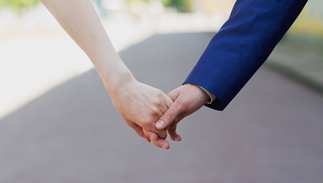 Опрос показал, что российские женщины ценят в мужчинах