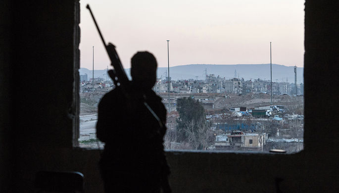 Рядом с Дамаском сбили самолет сирийских ВВС