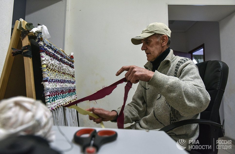 "Мы люди пропащие". Как бомжи в Подмосковье начинают вторую жизнь