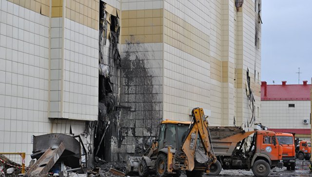 В кемеровском ТЦ не было администрации и охраны, когда приехали пожарные