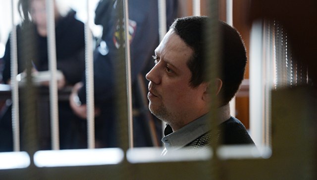 День траура: суд арестовал пять фигурантов дела о пожаре в "Зимней вишне"