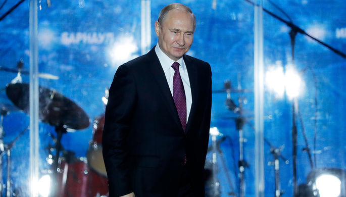 Путин пообещал сокращение военных расходов