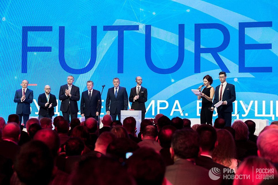 Участники ЯМЭФ подписали соглашения на 162 миллиардов рублей