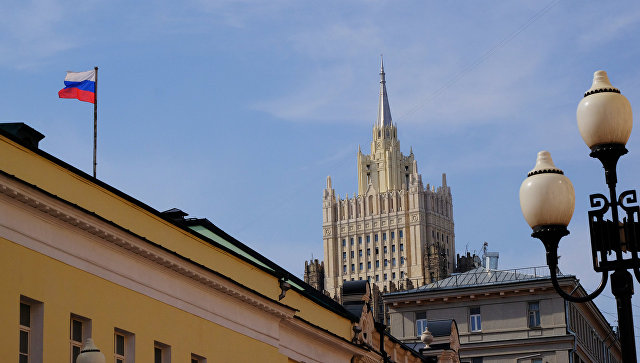 Россия способна ответить на силовое давление со стороны США, заявили в МИД