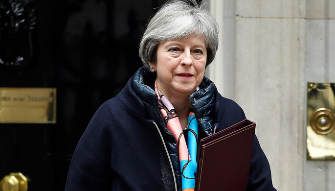 Опрос показал слабую поддержку британцами действий Мэй по Сирии