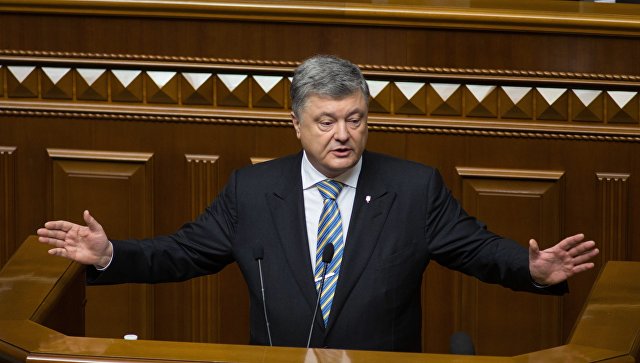 Порошенко возглавил президентский "антирейтинг" на Украине