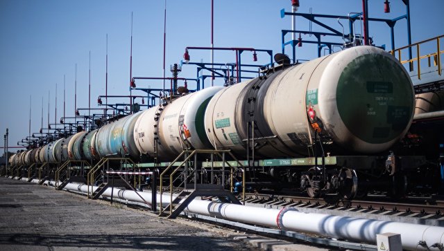 Цены на нефть Brent и WTI достигли максимумов с декабря 2014 года