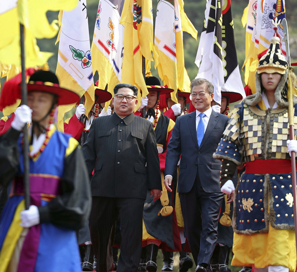 Северная и Южная Корея договорились "приближать воссоединение"