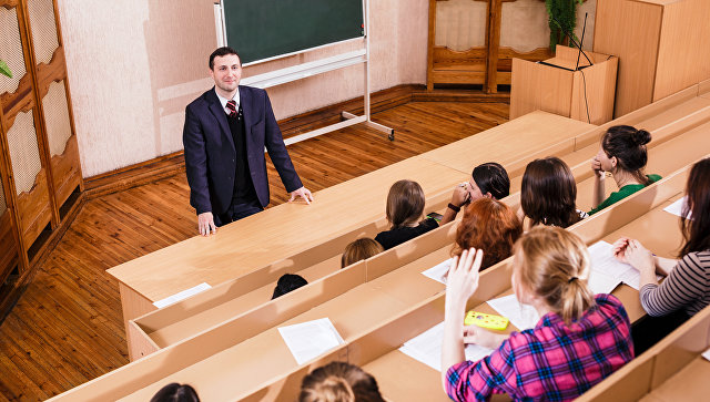 Исследование: каждый второй аспирант хочет переехать из России за границу