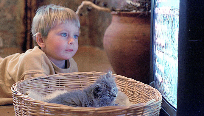 Киев заявил, что начал глушить вещание российских каналов в Донбассе