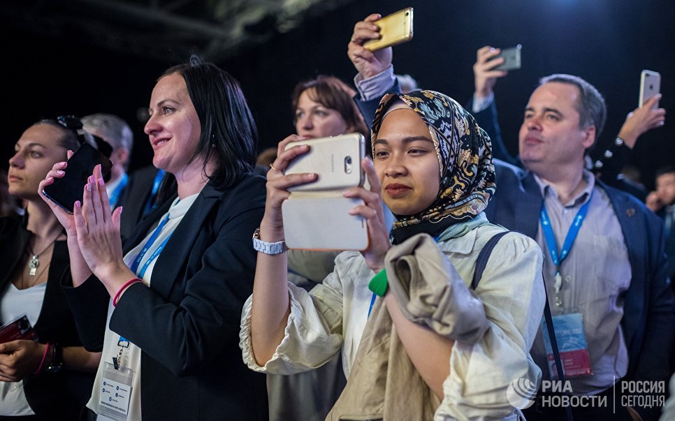 Участники ЯМЭФ подписали соглашения на 162 миллиардов рублей