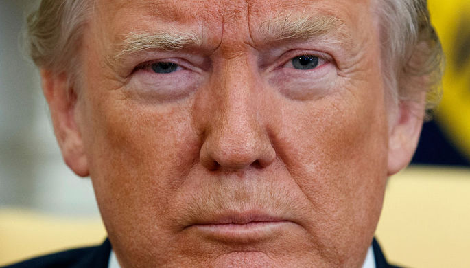 Белый дом: Трамп изучает разведданные, чтобы принять решение по Сирии