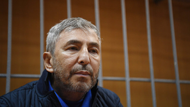 Джабраилов попросил вернуть наградной пистолет, изъятый по решению суда