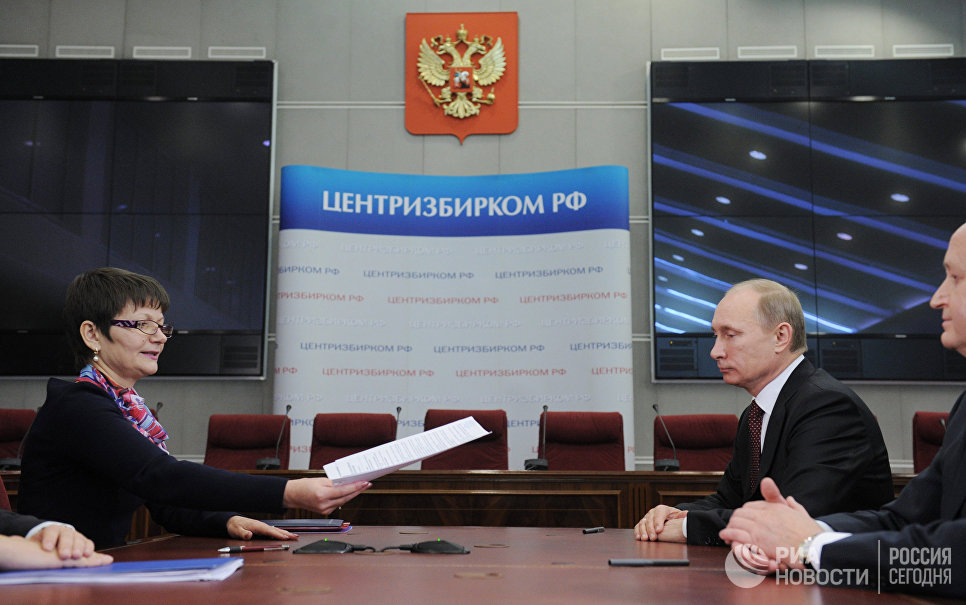 Работу Путина на посту президента одобряют 82% россиян, показал опрос