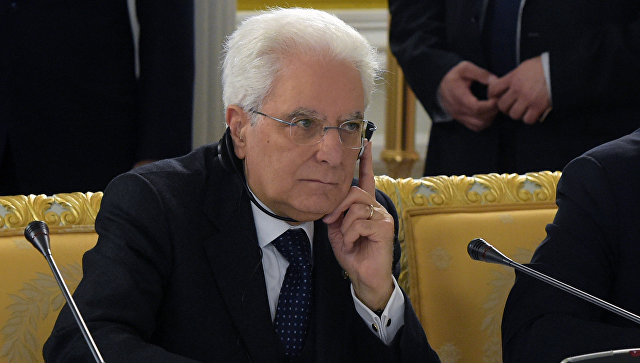 Движение 5 звезд предлагает обсудить импичмент президенту Италии