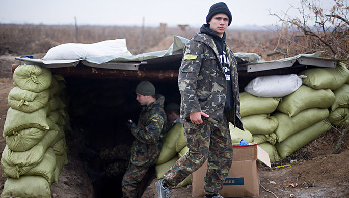 В Донбассе украинские силовики подорвались на мине