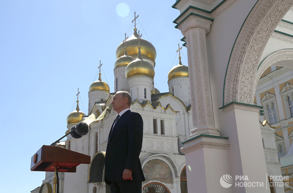 Путин в четвертый раз возглавил Россию