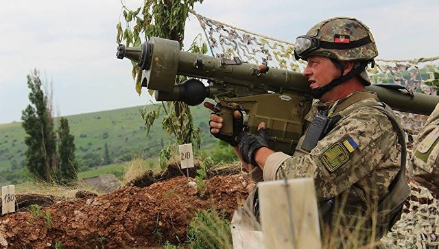 Киев готовит провокацию против делегации из Евросоюза, заявили в ДНР