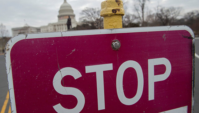 "Мы движемся к пропасти": в конгрессе назвали срок дефолта США