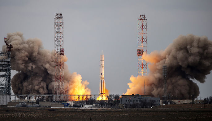 Источник сообщил о переносе запуска «Протона» со спутниками Еutelsat 5 West B и Mev-1