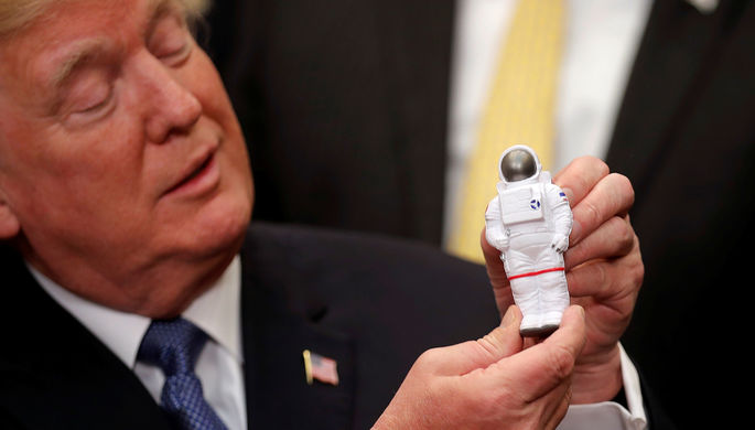 FT: Трамп «развяжет руки» предпринимателям, чтобы продвинуться в космической гонке