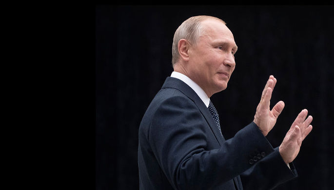 Путин поручил провести интернет в села с населением от 100 человек