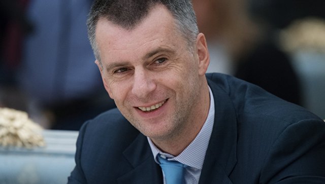 Прохоров отсудил у Навального рубль