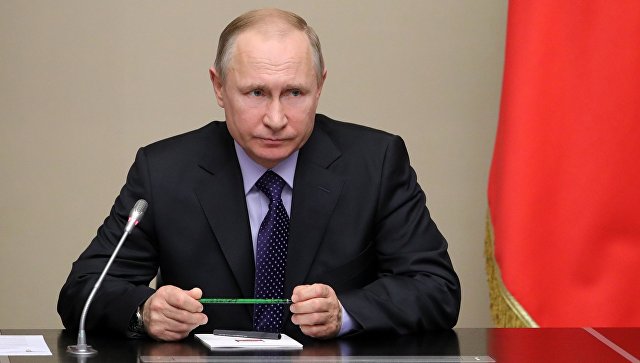 Путин прокомментировал свои фотографии с голым торсом