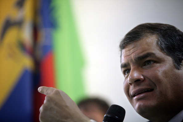 Экс-президент Эквадора заявил о сговоре его преемника с США по поводу Ассанджа