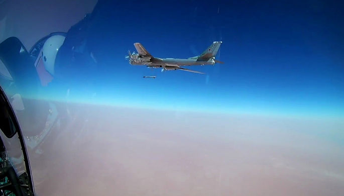 Истребители Южной Кореи и Японии сопровождали ракетоносцы России