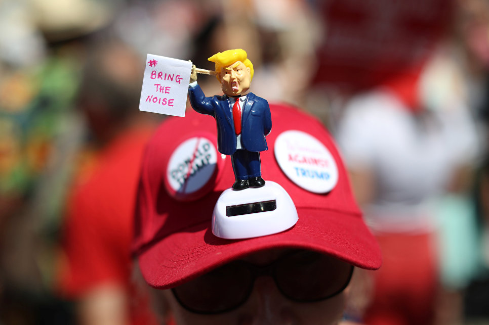 В Лондоне готовятся к многотысячным протестам против Трампа и Brexit