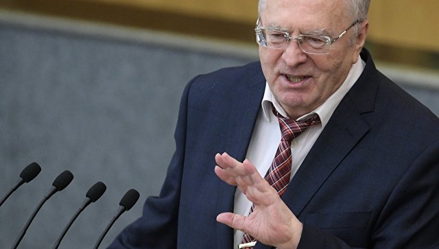 Жириновский предложил учредить звание "Заслуженный чиновник"