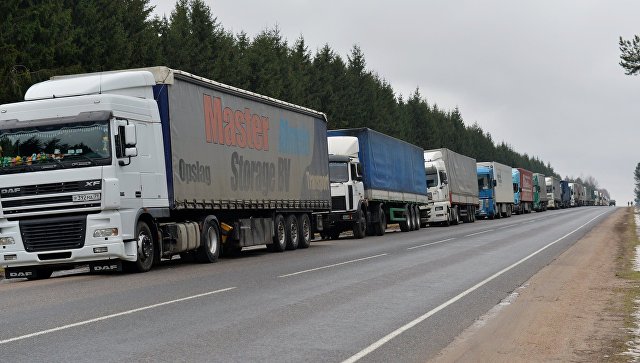 Минск обвинил российский бизнес в транзите "санкционки" через Белоруссию