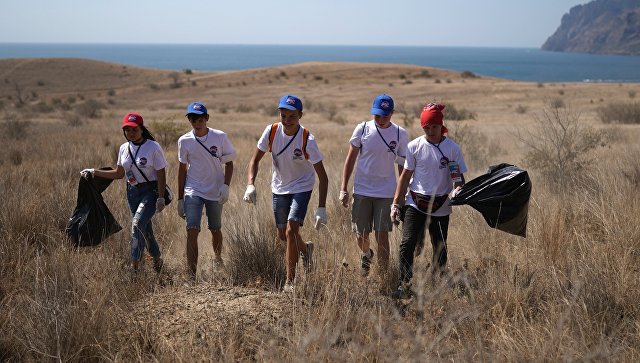 "Это наш дом": волонтеры фестиваля Koktebel Jazz Party провели субботник