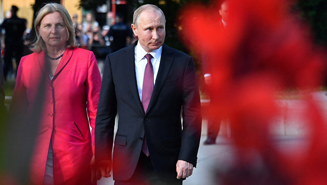 В Германии переговоры, в Австрии &mdash; свадьба: неожиданный вояж Путина