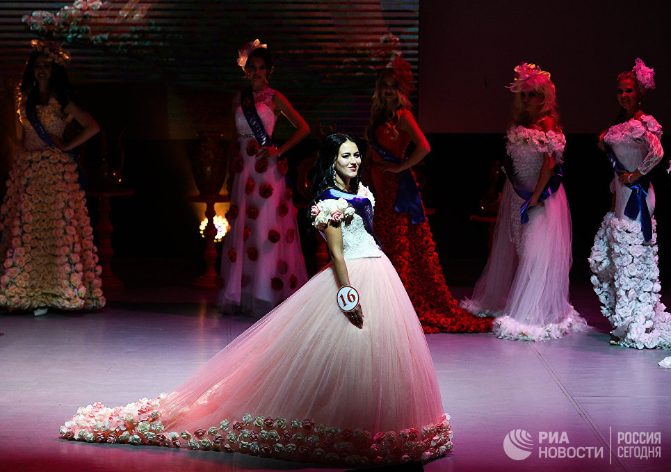 В Москве объявили победительницу конкурса "Миссис Россия — 2018"