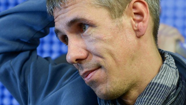 Авиакомпания "Россия" может взыскать с Панина убытки за задержку рейса