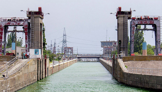 Украина заявила о намерении арестовать еще одно судно из России