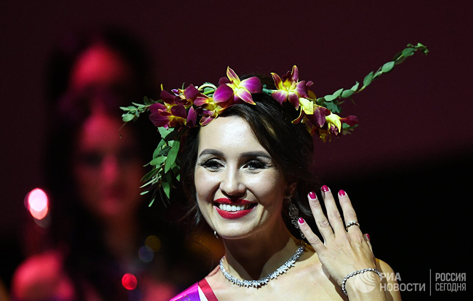 В Москве объявили победительницу конкурса "Миссис Россия — 2018"