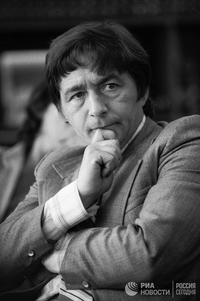 В Москве проходит прощание с Эдуардом Успенским