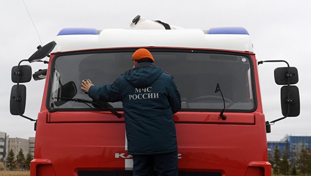 На северо-западе Москвы потушили пожар на крыше жилого дома