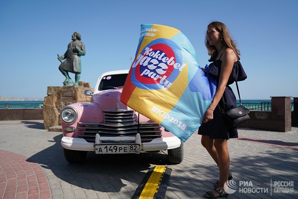 "Это наш дом": волонтеры фестиваля Koktebel Jazz Party провели субботник