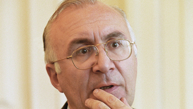 Грузия хотела бы решить проблемы в отношениях с Россией, заявил Абашидзе