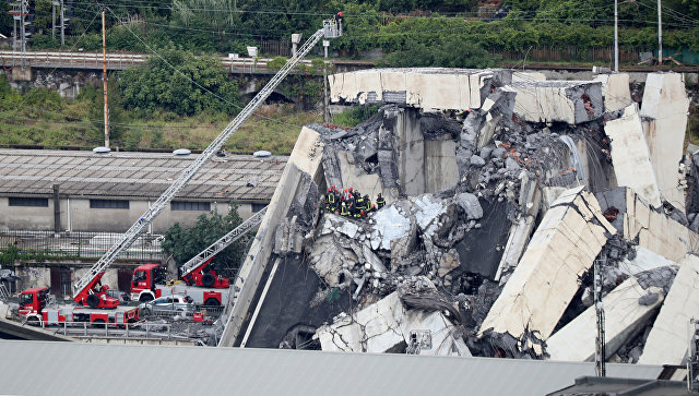 Премьер Италии уточнил количество погибших при обрушении моста в Генуе