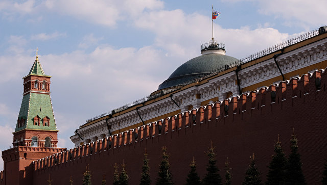 В Кремле назвали обвинения Мэй по делу Скрипалей&zwj; недопустимыми