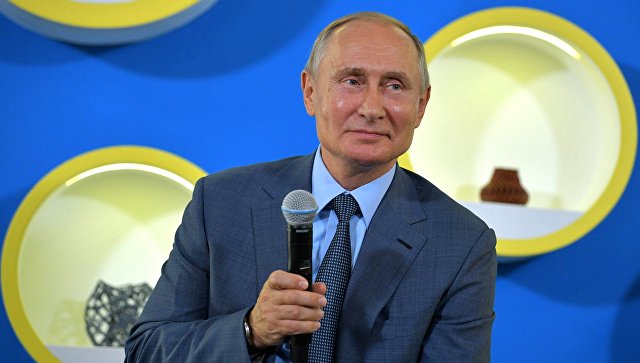 Высокотехнологичные профессии будут наиболее востребованными, считает Путин